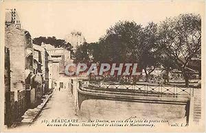 Carte Postale Ancienne Beaucaire Rue Danton un coin de la jetée de protection des aux du Rhone