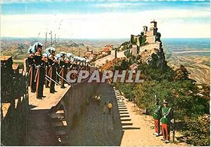 Seller image for Carte Postale Moderne Repubblica di S Marino Panorama Militaria for sale by CPAPHIL