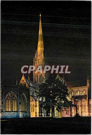 Carte Postale Moderne Salisbury Cathédrale Floodlit from the south