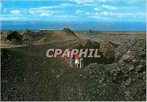 Seller image for Carte Postale Moderne Lanzarote La isla de los volcanes Crateres Volcaniques for sale by CPAPHIL