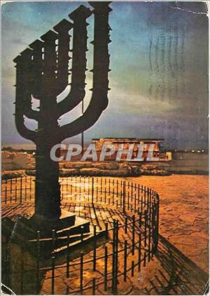 Bild des Verkufers fr Carte Postale Moderne Jerusalem Menorah near the Knesset zum Verkauf von CPAPHIL