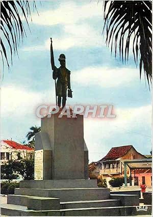 Seller image for Carte Postale Moderne Haiti Cap Haiti Monument aux martyrs for sale by CPAPHIL