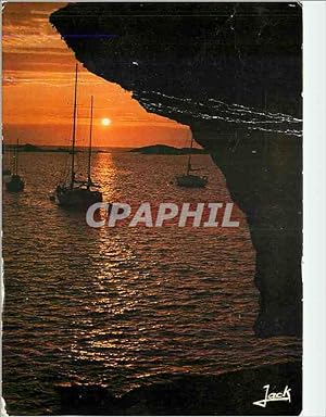 Bild des Verkufers fr Carte Postale Moderne Couleurs de Bretagne Sunset on the coast zum Verkauf von CPAPHIL