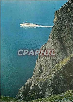 Seller image for Carte Postale Moderne Norway A tourist vessel passing the North Cape Bateau for sale by CPAPHIL