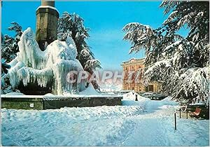 Carte Postale Moderne Cuneo m 534 piemonte turistico fontana della stazione in inverno