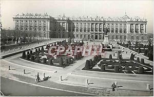 Imagen del vendedor de Carte Postale Moderne Madrid Plaza de Oriente Place Orient Palais Nacional Ediciones Garcia Garabella Prohibida la reproduccion a la venta por CPAPHIL