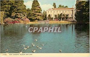 Bild des Verkufers fr Carte Postale Moderne Kew Gardens Museum and Lake zum Verkauf von CPAPHIL