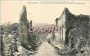 Seller image for Carte Postale Ancienne Martinique la rue victor hugo (st pierre) six ans apres la catastrophe for sale by CPAPHIL