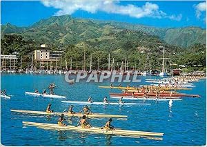 Carte Postale Moderne Course de pirogues Tahiti dans la rade de Papeete