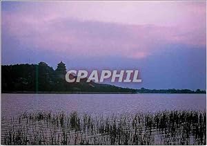 Seller image for Carte Postale Moderne China Distant View of Longevity Hill The Summer Palace for sale by CPAPHIL