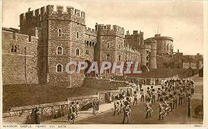 Carte Postale Moderne Windsor Castle Henry VIII gate