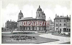 Bild des Verkufers fr Carte Postale Moderne Queens Gardens and Dock Offices Hull zum Verkauf von CPAPHIL