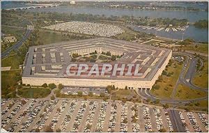 Carte Postale Moderne The Pentagon Headquarters for US Defense Department is located in Arlington...