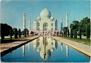 Seller image for Carte Postale Moderne Tajmahal Agra This tomb was built by Emperor Shahjahan for sale by CPAPHIL