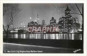 Seller image for Carte Postale Moderne New York City Skyline from Welfare Island for sale by CPAPHIL