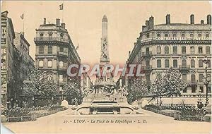Carte Postale Ancienne Lyon la place de la republique