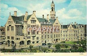 Carte Postale Moderne Town Hall and Norfolk Gardens Bradford