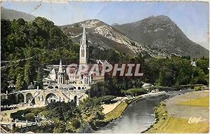 Carte Postale Moderne 232 lourdes la basilique et le gave