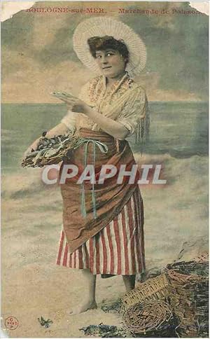 Image du vendeur pour Carte Postale Ancienne Boulogne sur Mer Marchande de Poisson mis en vente par CPAPHIL