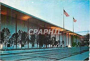 Image du vendeur pour Carte Postale Moderne Washington DC John F Keneddy Center for the Performing Arts mis en vente par CPAPHIL