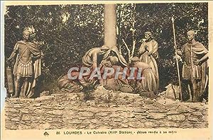 Seller image for Carte Postale Ancienne Lourdes le Calvaire (XIIIe station) Jesus Rendu a sa Mere for sale by CPAPHIL