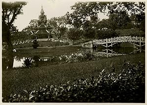 Birmanie, Rangoon, Garden close to She Dagon Pagoda
