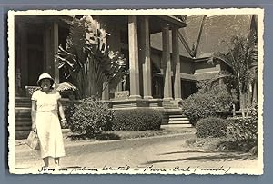 Cambodge, Phnom Penh, Sous un palmier éventail au musée Blanchard de la Brosse