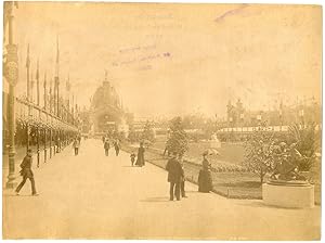 France, Paris, le parc du Champ de Mars et le dôme central