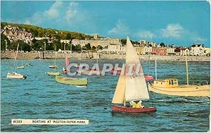 Carte Postale Moderne Boating at Weston Super Mare Bateaux