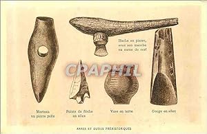 Image du vendeur pour Carte Postale Ancienne Armes et outils prehistoriques Marteau en pierre polie Prehistoire mis en vente par CPAPHIL