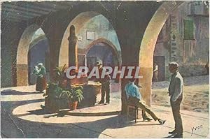 Imagen del vendedor de Carte Postale Ancienne Sospel (Alpes Maritimes) Arcades et Vieille Fontaine Cote d'Azur la Douce France a la venta por CPAPHIL