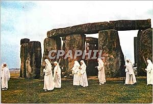 Carte Postale Moderne Druids at Stonehenge Wiltshire