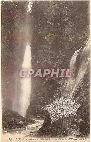 Image du vendeur pour Carte Postale Ancienne Luchon La Valle du Lys Cascade d'Enfer mis en vente par CPAPHIL