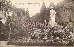 Image du vendeur pour Carte Postale Ancienne Luchon Parc des Quinconces Le Lac et la Statue de la Valle du Lys mis en vente par CPAPHIL