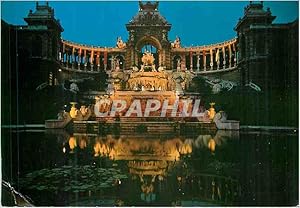 Bild des Verkufers fr Carte Postale Moderne Marseille La nuit Le Palais Longchamp zum Verkauf von CPAPHIL