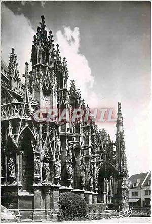 Seller image for Carte Postale Moderne Louviers (eure) la cathdrale detail architectural et grand portail for sale by CPAPHIL