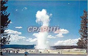 Carte Postale Moderne Yellowstone National Park Old Faithful Geyser Upper Geyser Basin