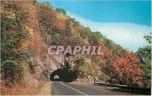 Seller image for Carte Postale Moderne Famous Tunnel on Skyline Drive Shenandoah National Park Va for sale by CPAPHIL