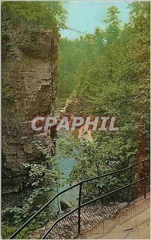 Carte Postale Moderne New York Vertical Cliefs at Ausable Chasm Ausable Chasm
