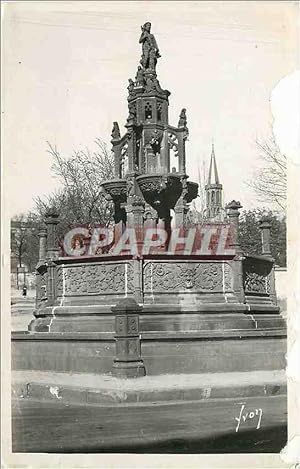 Carte Postale Moderne Clermont Ferrand(P de D) Fontaine d'Amboise (1515)