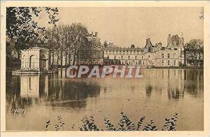 Seller image for Carte Postale Ancienne Palais de Fontainebleau La Douce France L'Etang aux Carpes for sale by CPAPHIL