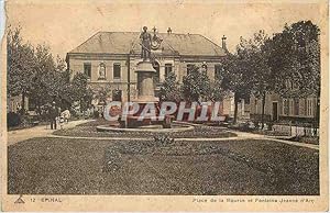 Carte Postale Ancienne Epinal Place de la Bourse et Fontaine Jeanne d'Arc