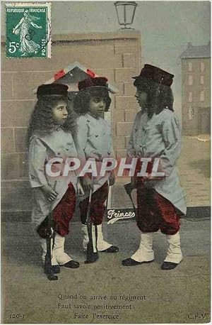 Image du vendeur pour Carte Postale Ancienne Quand on arrive au Regiment Faut Savoir Positivement Faire l'Exercice Enfants Militaria mis en vente par CPAPHIL