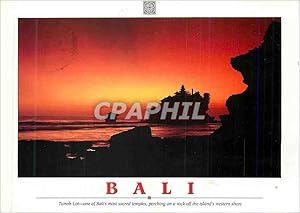 Imagen del vendedor de Carte Postale Moderne Bali Tanah Lot One of Ball's most Sacred Temples Perching on a Rock off the Island's Western Shore a la venta por CPAPHIL