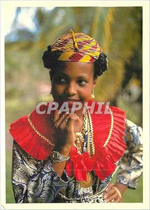 Carte Postale Moderne La Martinique Martiniquaise en Costume Traditionnel