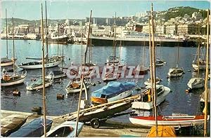 Carte Postale Moderne Alger le Port et vue générale Bateaux Paquebot