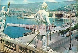 Carte Postale Moderne Trieste vue de la Port Bateaux
