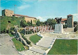 Carte Postale Moderne Trieste Col de San Giusto avec le Château Le Monument aux Morts pour la Pat...