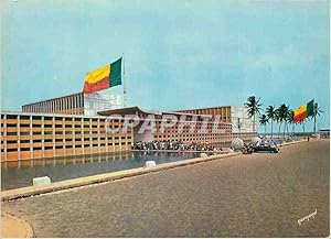 Bild des Verkufers fr Carte Postale Moderne Cotonou Palais de la Presidence de la Republique du Dahomey Faade des Bureaux et Miroirs d'eau zum Verkauf von CPAPHIL
