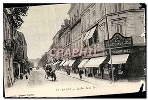 Carte Postale Ancienne Laval La rue de la paix